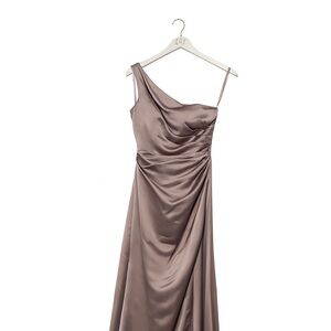 Elegant One-Shoulder Satin Dress